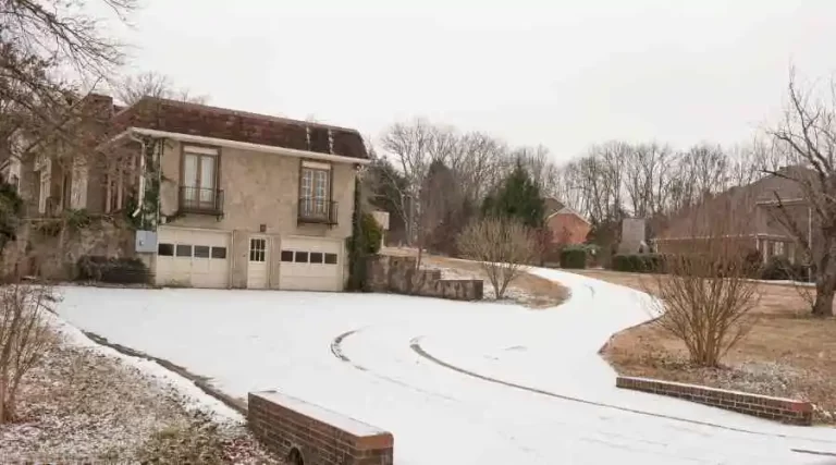 How to Melt Ice Without Concrete Damage